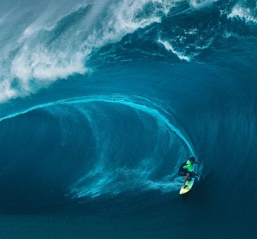 Hurley Surfwear & Apparel by ULAC in the Pacific Ocean 