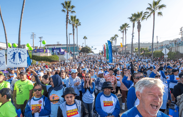 SKECHERS Pier to Pier Friendhsip Walk Manhattan Beach Pier - ULAC Global Legwear Licensee